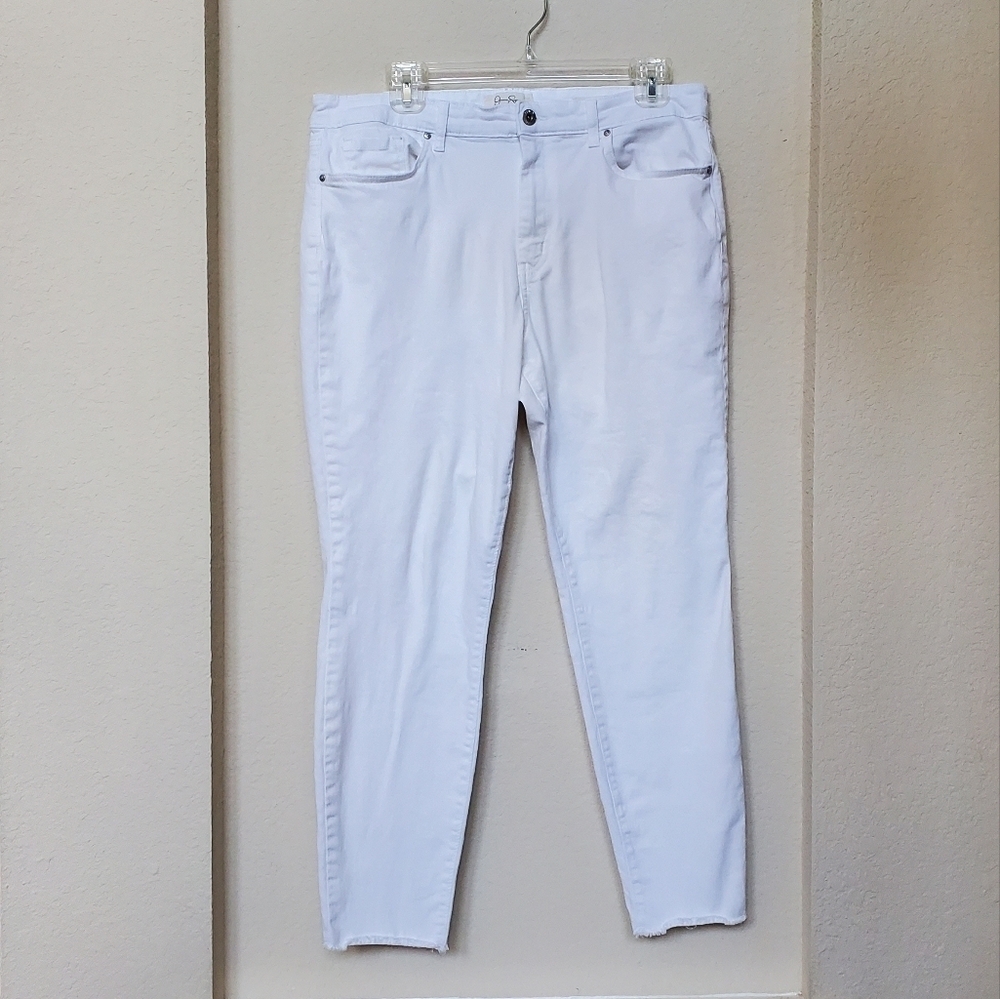 Jessica Simpson Ankle Jeans. Size 32 - Picture 1 of 6